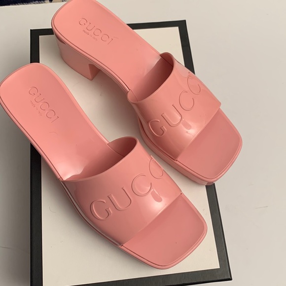 Gucci Dusty Rose Rubber Slide Sandals Sz 8 - Picture 5 of 15